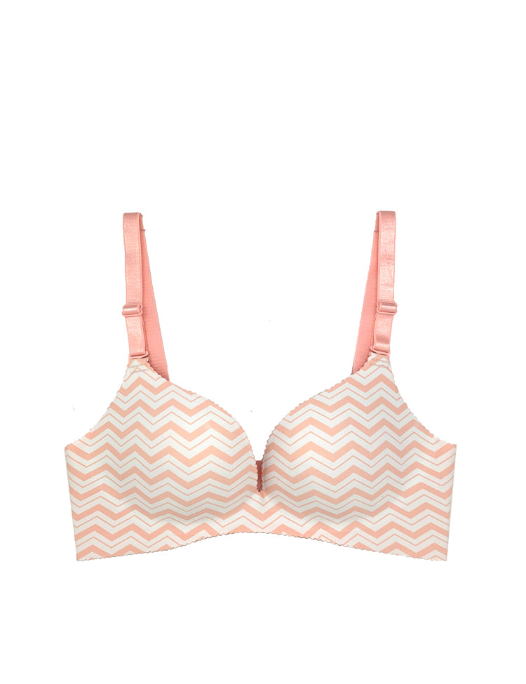 laser cut chevron striped full-coverage bra with the option of removable straps - completely wireless!
<p> </p>
<p>material and care:</p>
<ul>
<li>hand wash recommended</li>
<li>use a mesh bag when opting for machine wash</li>
<li>imported nylon/spandex</li>
</ul>
