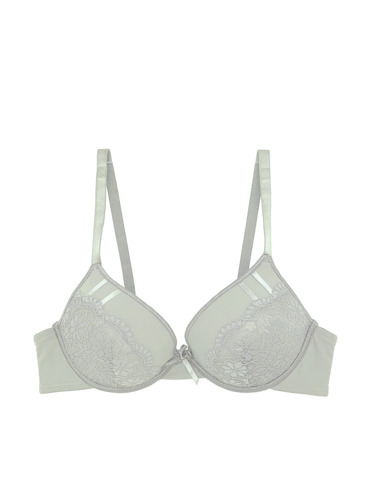 amelia- full-coverage bra, featuring all-around feminine floral lace and a dainty bow in the center