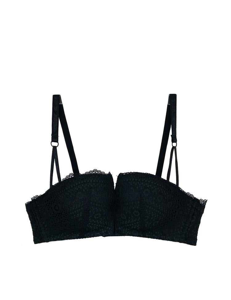 all-around lace half-cup bra with interior grooves for extra cup support -- completely wireless and optional strapless look!
<ul>
<li>hand wash recommended</li>
<li>use a mesh bag when opting for machine wash</li>
<li>imported nylon/spandex</li>
</ul>